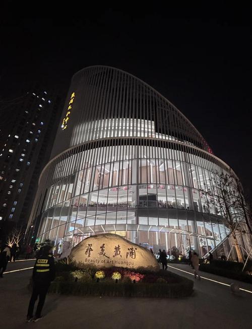 神马视频未来未来影院：2025最新高清热映大片推荐，畅享未来影院无广告观影体验