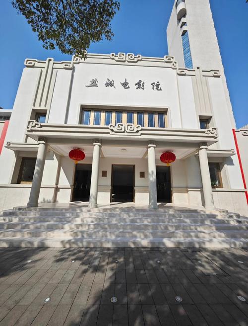 日本男女精油按摩｜双人舒缓SPA｜情侣放松技巧｜长尾关键词：精油按摩教程、日式双人按摩、情侣放松SPA