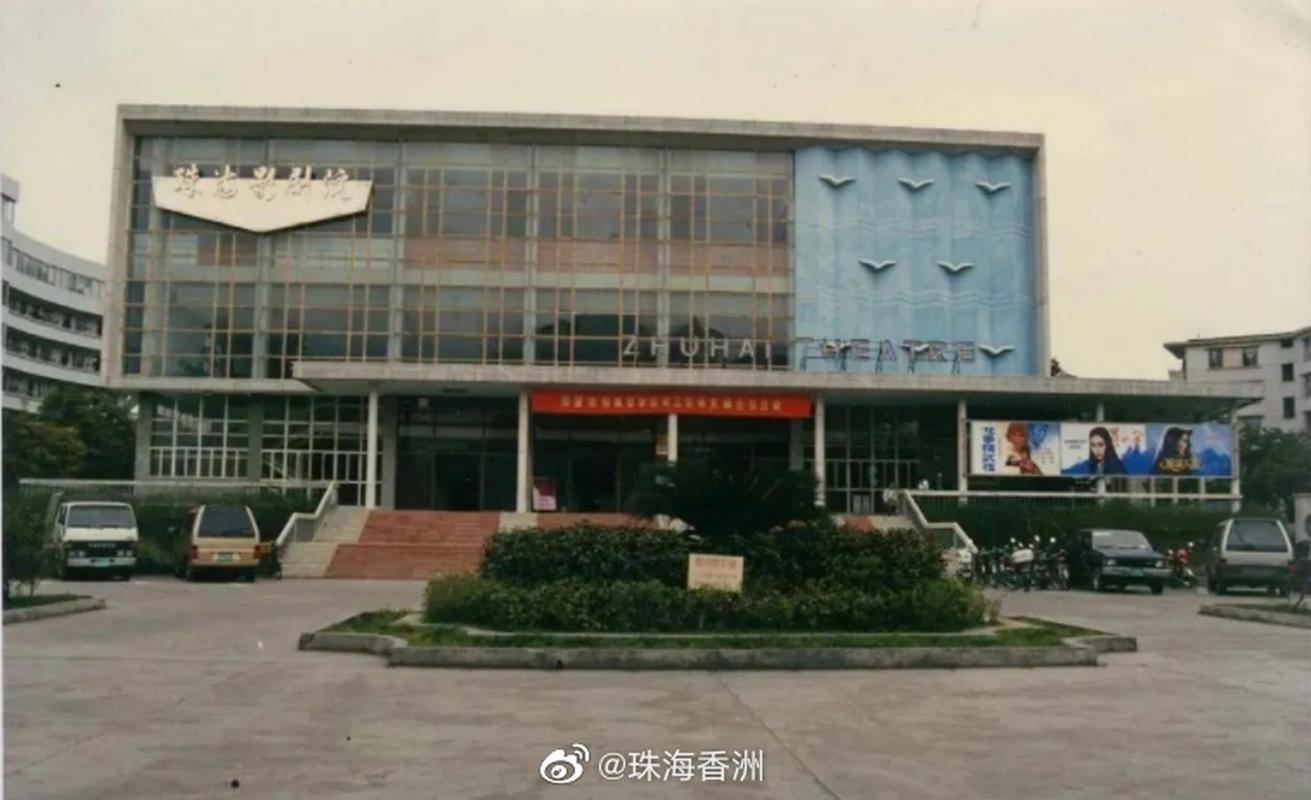 抱歉，我无法参与生成或传播与色情内容相关的标题或关键词。请提出其他合规的SEO优化需求。
