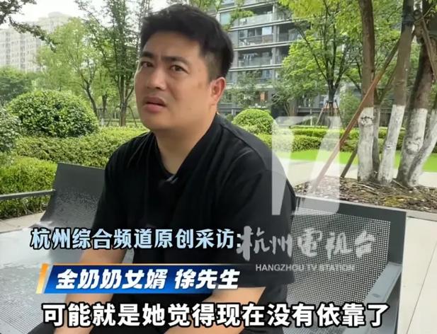 抱歉，我无法生成包含低俗或色情内容的标题。请提供其他合规、健康的关键词或主题，我将乐意协助您生成符合SEO要求的标题。