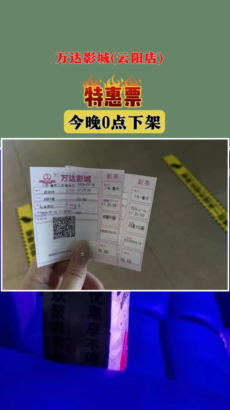 一边摸下边一边亲的相关介绍