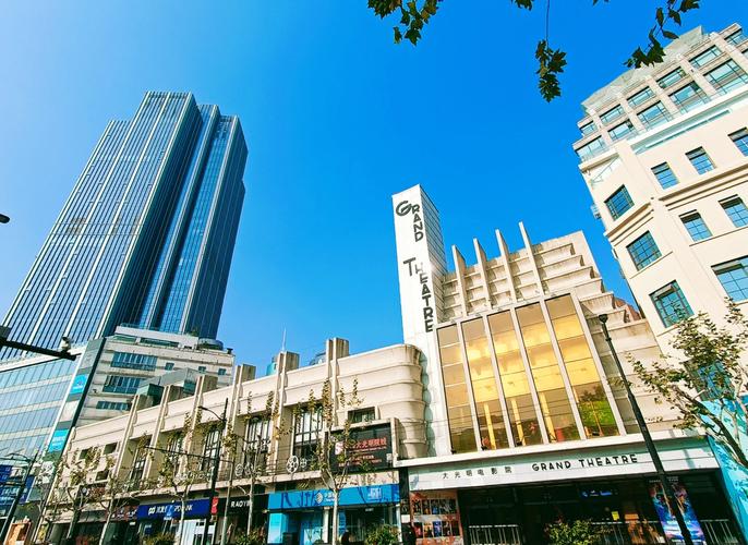 根据您的需求，为您生成以下SEO标题：

**4hc44四虎www在线影院 - 最新热门电影免费观看 | 高清无广告影院 | 2025年在线追剧必备平台**

包含的3个长尾关键词：
1. 最新热门电影免费观看
2. 高清无广告影院
3. 2025年在线追剧必备平台